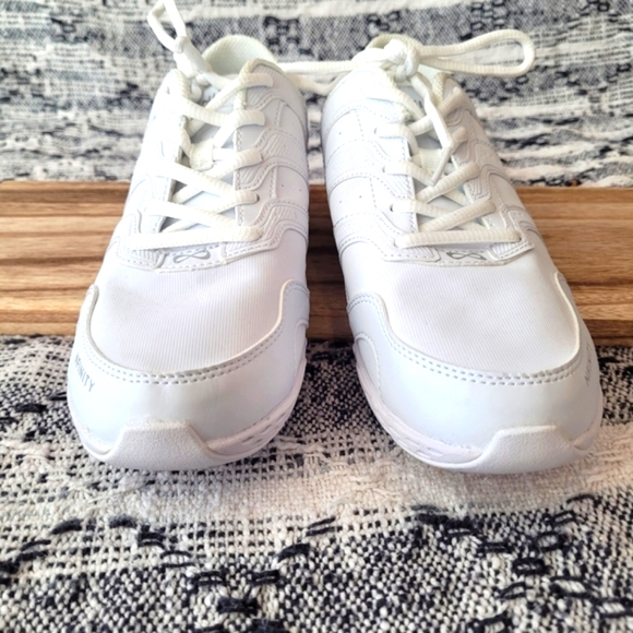 Infinity Cheer Shoes Rival 2, size 9. - Picture 11 of 11